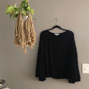 Bell sleeve blouse